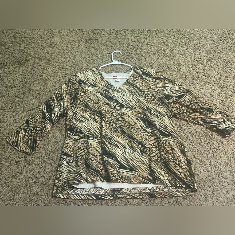 JM Collection By Jennifer Moore Blouse.